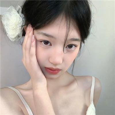 春心艳曲海报