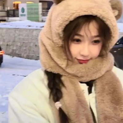 皇家师姐海报
